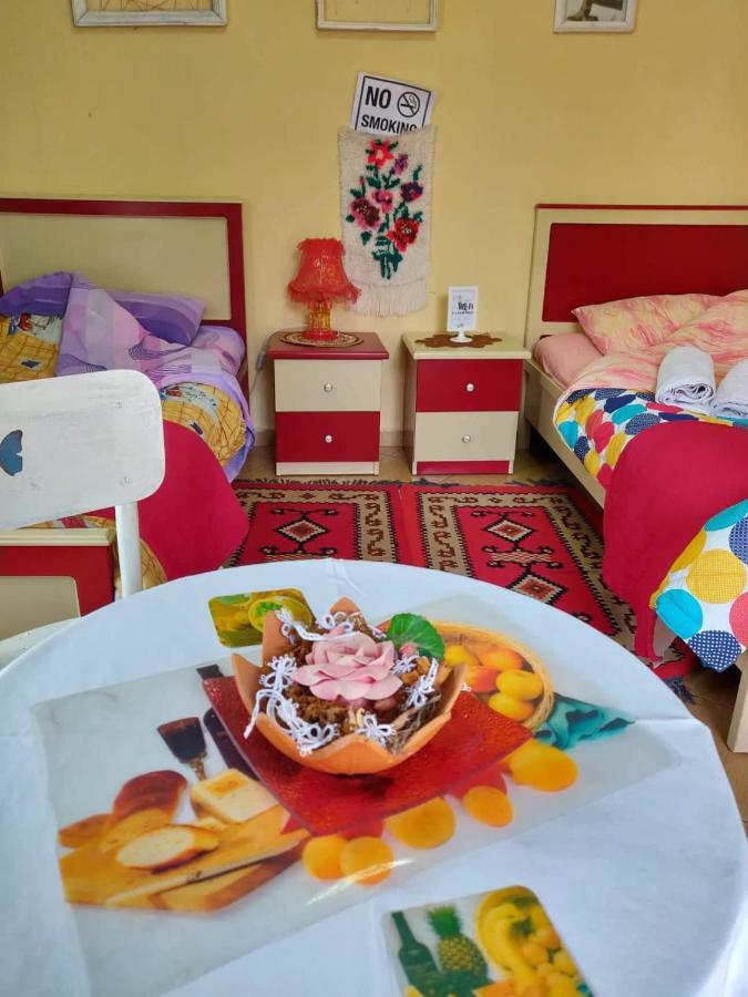 Private Room Historic Center Elbasan Exterior photo